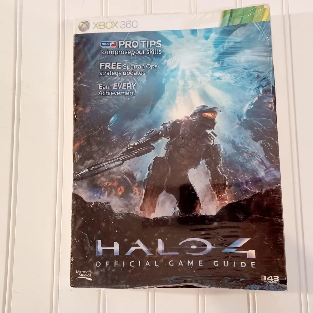 Halo 4 Official Game Guide for XBOX 360